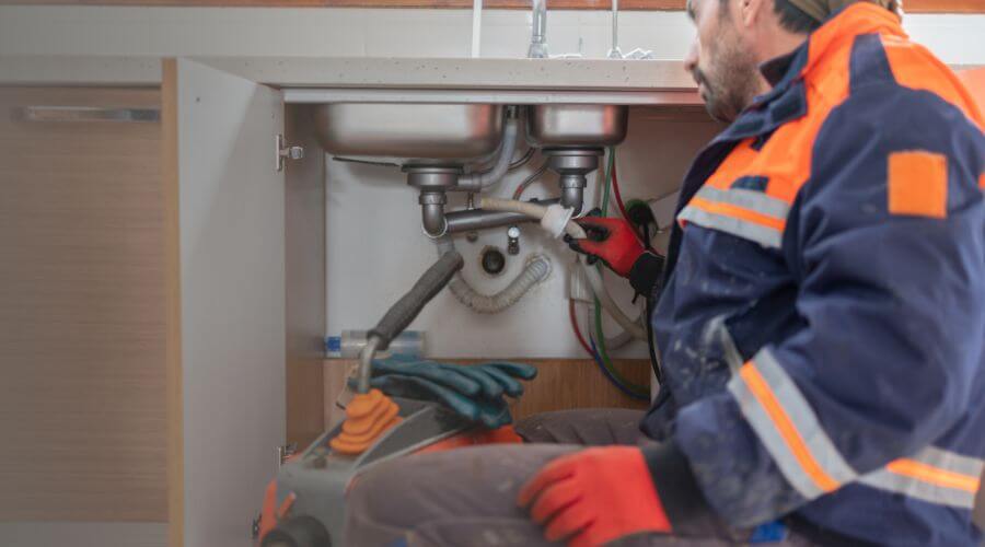 Commercial Slab Leak Plumbing in Artesia Wells, TX
